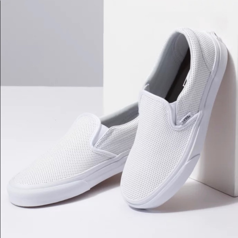 Vans Perf White Leather Slip Ons Unisex sz wmns 9/mens 7.5